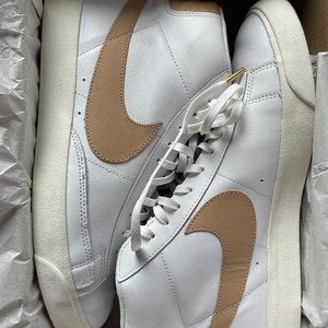 Nike Blazer Mid